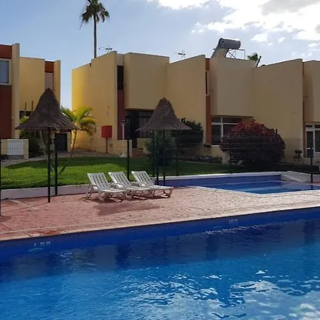 Duplex El Cortijo, Lasamericas شقة بلايا ذي لاس أميريكاس
